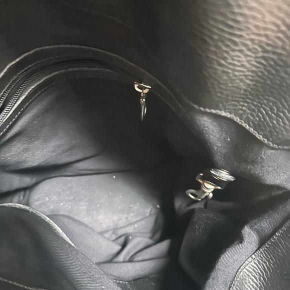 Levenger Black Leather Messenger Bag - Picture 8 of 12